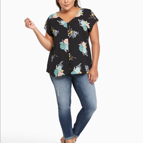 Torrid Floral Print Georgette Button Front Top -3X - Picture 3 of 5